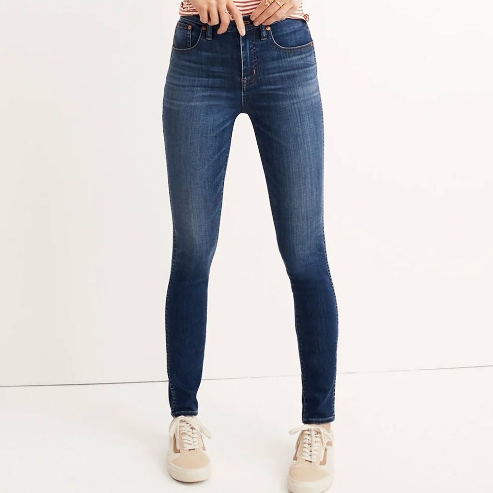 Madewell 10-Inch High-Rise Skinny Danny Wash Blue Denim Jeans. 29.